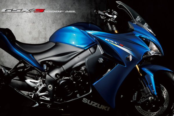 全新GSX-S1000F有GSX-R血統的引擎