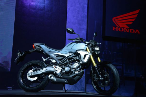2018 CB150R 經典本田街車規格介紹