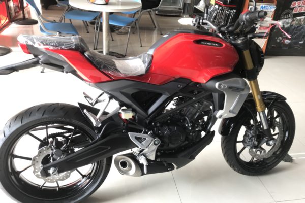 2018 CB150R 經典本田街車規格介紹