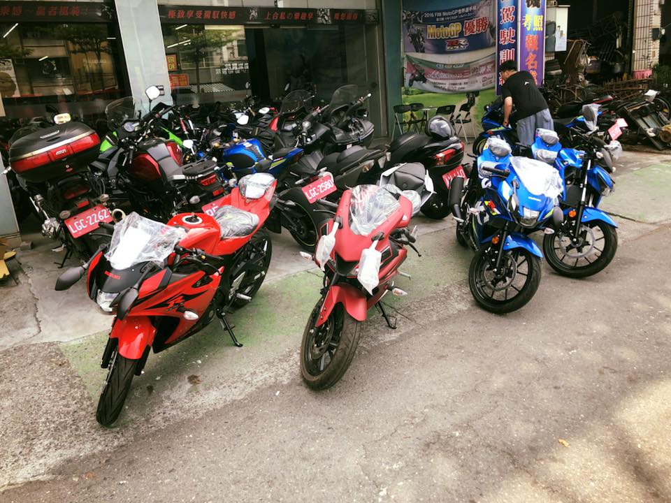 現車展示中~ 泰國版:158000 印尼版:148000 歡迎預約來店賞車