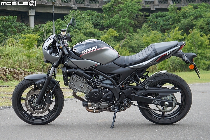 SUZUKI SV650X ABS