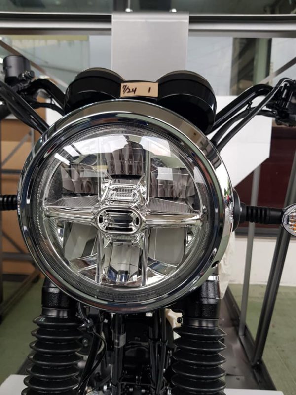 Kawasaki W800ABS 復古街車-氣冷W800