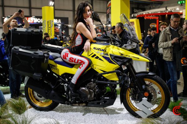 2020 年款的 V-Strom 1050 及配備更多的 XT 版本